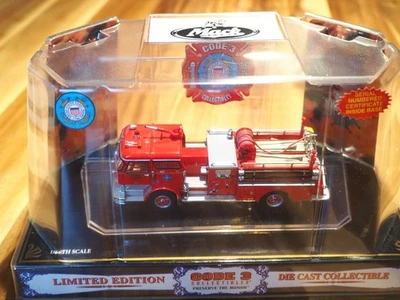 Code 3 FDNY 1:64 Limited Edt. Mack C Pumper US Coast Guard Support Center NY !! - Bild 1 von 4