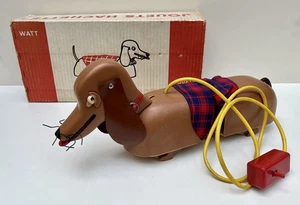 WATT, le chien basset électrique filoguidé 35 cm - Jouets Hachette 1959 - TBE - Imagen 1 de 10