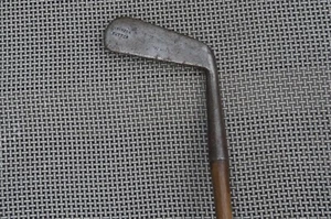Antique Vintage Wood Shaft Putter V Saunders Scotland Coombe Wood GC Stymie - Picture 1 of 18