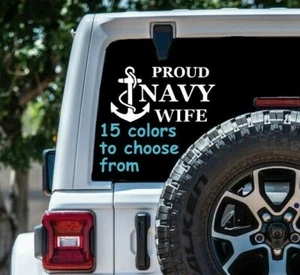 7 Sizes Proud Navy Wife Car Window Decal Sticker Macbook Laptop sticker - Foto 1 di 2