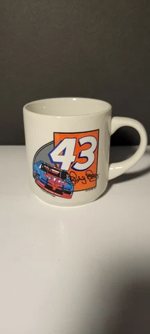 Richard Petty Coffee Mug 43 Racing Nascar - 1992 Vintage STP Cover