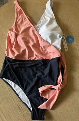 Cupshe 泳衣连体女式 XL 码桃子,海军蓝,白色 全新! — 第 1/3 张图片