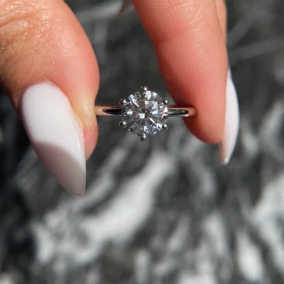 Engagement Diamond Ring 18k White Gold Lab Grown Round 1.50 Carat IGI Certified - Image 1 of 4