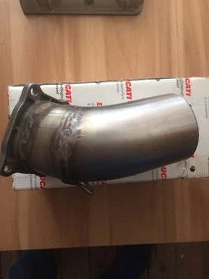 Colector de escape vertical Ducati 998 RS 60 mil Ducati Corse Foto 1 de 4