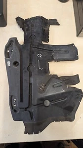 RADIADOR AIRE GUÍA CONDUCTO IZQUIERDO CITROEN CACTUS 9801962080 C4 2014-2018 1.2 GASOLINA - Imagen 1 de 6