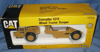 CATERPILLAR CAT 631E Wheel Tractor Scraper #2430 1992 ERTL Die Cast Metal w Box - Image 1 of 4