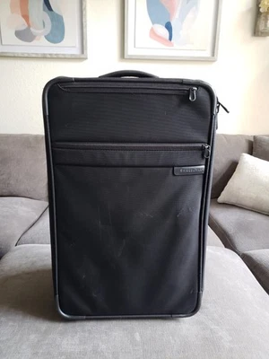 BRIGGS & RILEY BASELINE (U422X-4)  Zip Expandable Carry On 2 Wheeled  Upright - Image 1 of 4