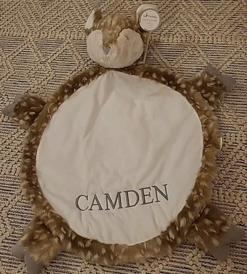 *RETIRADO* Alfombrilla de juego de felpa de piel sintética cervatillo niños Pottery Barn Foto 1 de 4