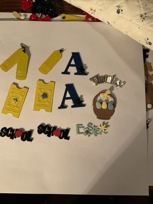 Hot Off The Press Escuela Brad Buddies y Tema de Pascua. 12 en todas ver fotos Foto 1 de 4