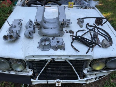 Conjunto colector de admisión Volvo B27/B28 PRV V6 Bosch K-Jetronoic Foto 1 de 4