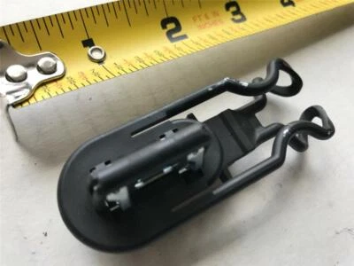 Sujetador interior de cuarto superior 11611318 OEM GM 2011-2013 Chevrolet Volt Foto 1 de 4