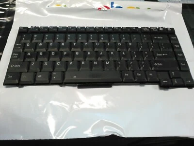 Toshiba Satellite KEYBOARD N860-7630-T001 G83C0001K210 notebook computer  - Image 1 of 4