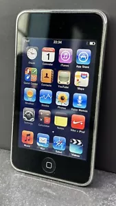 Apple iPod touch 2nd Generation 8GB - Picture 1 of 9