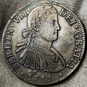8 Reales 1811 HJ Fernando VII GRATIA Mexico SPANISH COLONY Nice Grade !