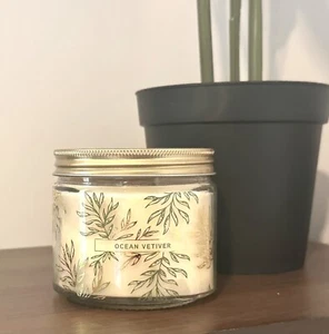 Bellevue Luxury Ocean Vetiver Soy Blend Two Wick Candle - Picture 1 of 2