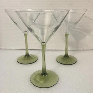 Vintage 3er Set Martini Gläser olivgrüner Stiel 7 1/4" hoch 8 Unzen - Bild 1 von 5