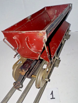 LIONEL STANDARD GAUGE PREWAR #16 PENNSYLVANIA BALLAST DUMP CAR 65784 - Image 1 of 4