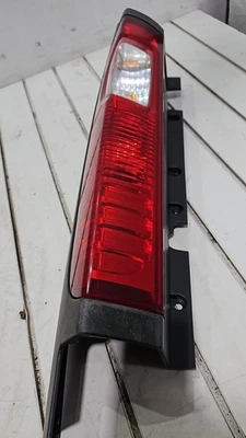 RENAULT TRAFFIC 29 SPORT 2013- LUZ TRASERA LADO CONDUCTOR 265A60118R Foto 1 de 4