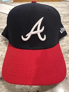 Men's New Era Navy Atlanta Braves Player Replica 9SEVENTY Adjustable Hat NEW! - Bild 1 von 5