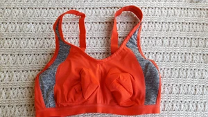 Sujetador deportivo R Full Beauty impacto medio sin cables nailon eléctrico rojo mezcla - Imagen 1 de 3