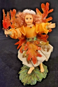 Boyds Faeriessence "Clara Faeriesplendor" with Stand -- NIB - Picture 1 of 5