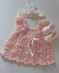 Vestito neonata rosa uncinetto,fascetta, scarpine, cotone,fatto a mano,benvenuta - Foto 1 di 7