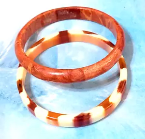 2 Vintage Lucite Bangle Bracelets- Root Beer & White Striped, Marbled MOD bn-2 - Picture 1 of 5