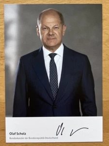 Olaf Scholz AK Deutscher Bundeskanzler Autogrammkarte mit Unterschrift - Bild 1 von 2