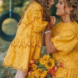 ANTHRO Girls Golden Yellow Eyelet Dress Size 5/6 - Picture 1 of 8