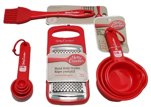 LOT SET 4 BETTY CROCKER RED BASTING, BRUSH GRATER, + 4 CUPS + 4 SPOONS MEASURING - Picture 1 of 5