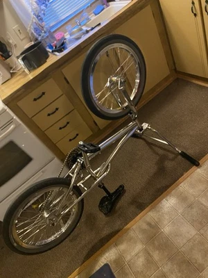 2001 GT Bikes Freestyle & BMX Collectible Bicycle, Built For A Big Boy - Image 1 of 4