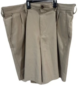 IZOD Men's Golf Shorts 36 Tan Beige Moisture Wick Swing Classic Fit Pockets - Picture 1 of 3