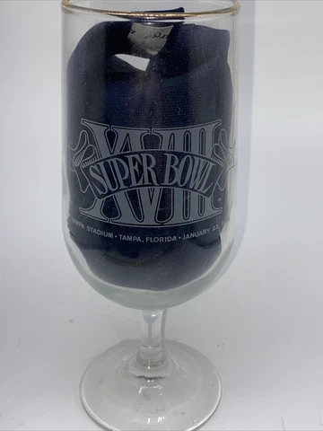 SuperBowl XVIII - 1984 Etched Glass V8 - 7 1/2” Tall LA Raiders Cover
