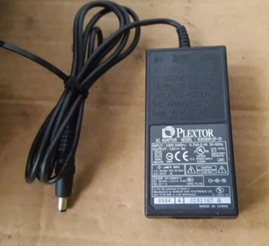 PLEXTOR SQN36W12P-01 12V 3A AC ADAPTER (IN12S3B4) - Imagen 1 de 2