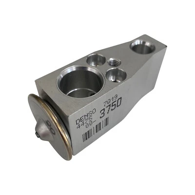 GENUINE TOYOTA VALVE, COOLER EXPANSION FITS HILUX 88515-0K530 - Image 1 of 2