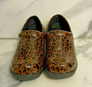 Safe T Step Womens Sz 5 1/2 Slip Resistant Shoes Leopard/Cheetah Print - Bild 1 von 8
