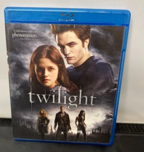 Twilight (2008) Blu-Ray - Picture 1 of 3