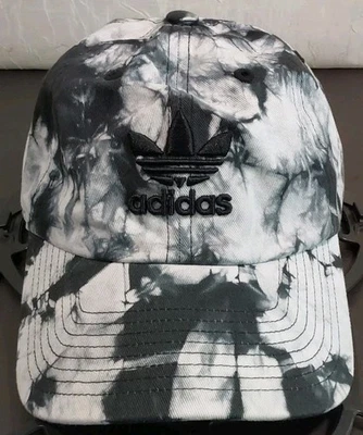 Gorra/gorra Adidas blanca y negra tye tye strapback. Foto 1 de 4