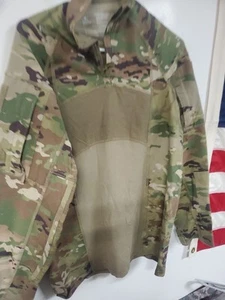 Oferta Mediana MACIZO MILITAR MULTICAM FR EJÉRCITO COMBATE CAMISA RESISTENTE AL FUEGO Cremallera - Imagen 1 de 11