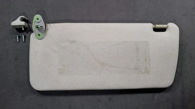 Nissan Pathfinder 1987-1996 camioneta de carrocería dura lado izquierdo del conductor parasol gris OEM Foto 1 de 4