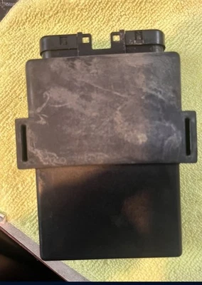 Módulo de control de encendido Honda CBR1100XX Blackbird 1997-1998 OEM ECU CDI Foto 1 de 3