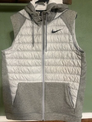Nike Dri-fit Hooded Puffer Vest. Mens Large - Image 1 of 4