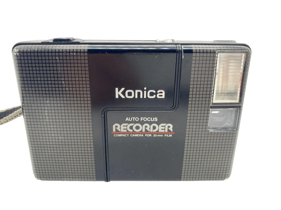 [TODO funciona] Grabadora Konica negra 35 mm medio fotograma cámara fotográfica de JAPÓN Foto 1 de 4