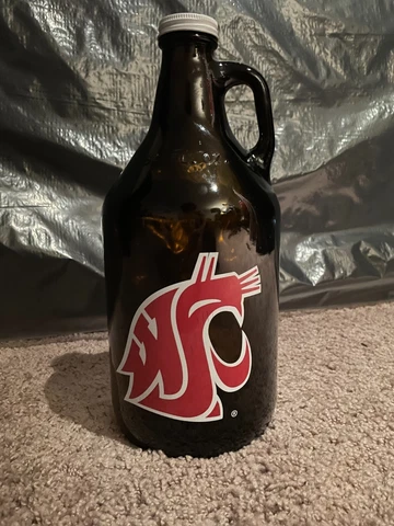 BRAND NEW WSU Growler Washington State University Cougars 64 oz Glass Decorative Cover