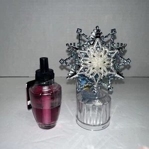 NEW Bath & Body Works Silver Blue Snowflake Light Up Wallflower Plug + Fragrance - Picture 1 of 3