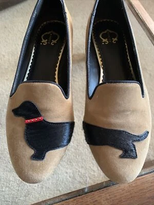 Zapatos planos C Wonder Dachshund bronceados talla 7,5 Foto 1 de 4