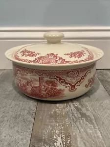 JOHNSON BROS COVERED CASSEROLE BOWL ENGLAND OLD BRITAIN CASTLES PINK SINCE 1883 - Picture 1 of 13