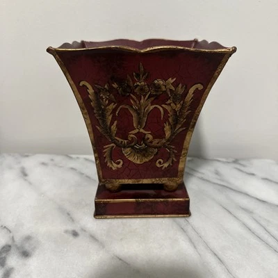 Maceta con patas de diseño de pergamino Jardiniere de metal, decoración, centro de mesa EXC Foto 1 de 4