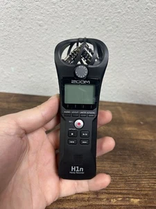 Zoom H1n Handheld Digital Audio Recording Device w/Micro SD Card TESTED - Picture 1 of 10