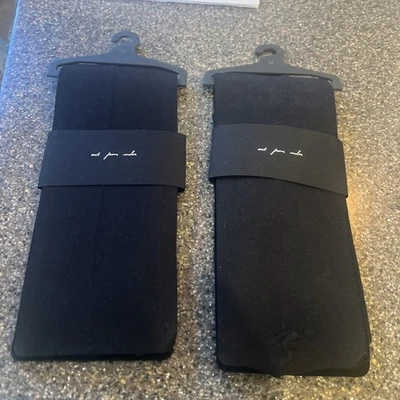 Medias negras Urban Outfitters (2 pares) 100 % nailon - pequeñas/medianas - nuevas Foto 1 de 3